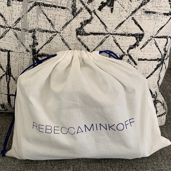 Rebecca Minkoff Crossbody Shoulder bag Size 6L x 9W x 2Depth - Picture 16 of 16